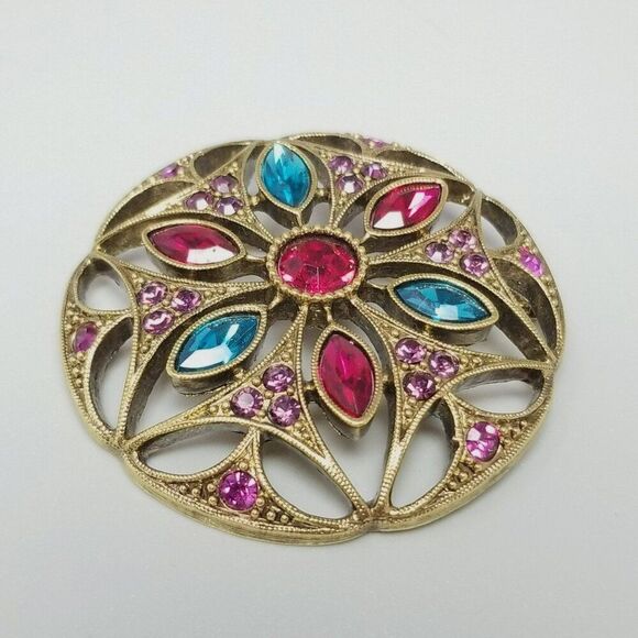 Vintage Pink and Blue Rhinestone Brooch, Gold Tone Lapel Pin Setting, Estate - Picture 3 of 7